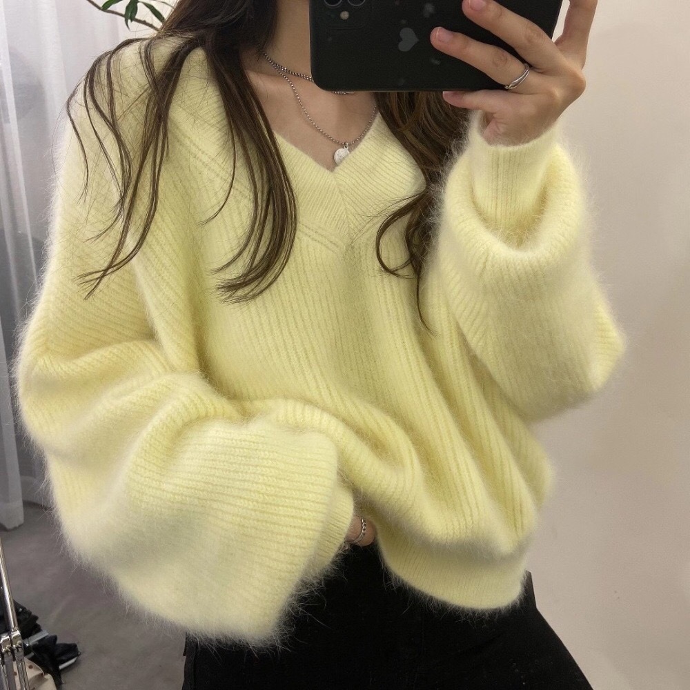 a0a6931a-1c58-43b0-88f0-7d00696b9c98.jpg Western Style Lantern Sleeve Mink Wool Knit Sweater Women - Image 1