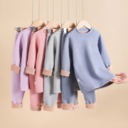Children's Winter Fleece-lined Thickened Thermal Underwear Suit - Image 3