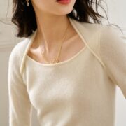 Women's Base Wool Slim Slimming Knit Sweater - Image 3